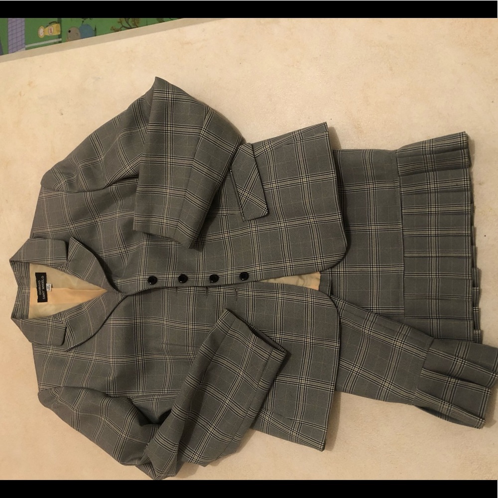 Giorgio Sant’ Angelo Jacket and Skirt Set Size 10